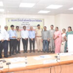 बिलासपुर: एसईसीएल मुख्यालय के 8 सेवानिवृत्त कर्मियों को भावभीनी विदाई दी गयी